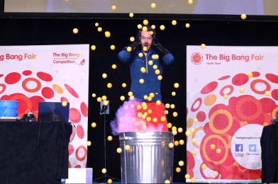 Big Bang North West 2018: Show-stopping STEM on the ScottishPower Show Stage!