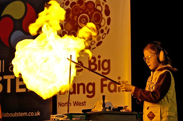 Big Bang North West: A Big Bang @ Birkenhead School for Cubs & Brownies!